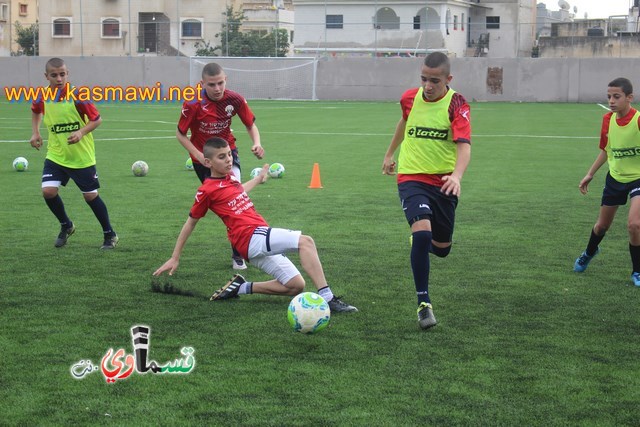 فيديو: الاتحاد العام يغلق ملعب ابو خميس ومساعي الرئيس للمصادقة على الشرقي بعد تركيب المقاعد ومظلات لاعبي دكة الاحتياط والجدار الحديد في السنتتي.